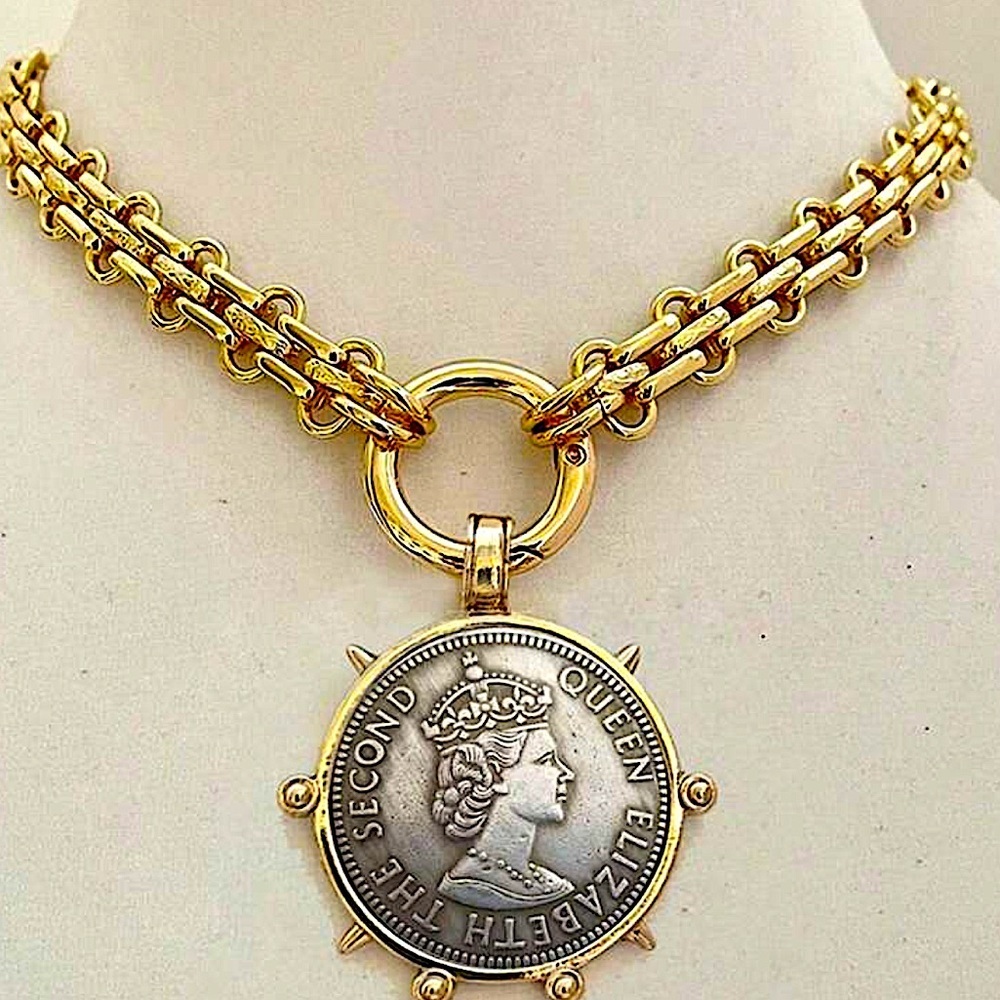 Gold Queen Elizabeth Coin Necklace Large Chunky Clavicle Choker Medallion